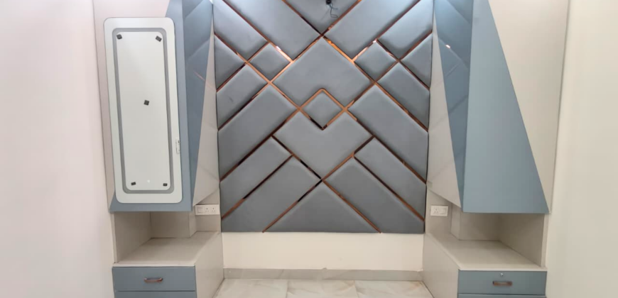 Jad Se Makan | Independent House for Sale in Mohan Garden, Delhi