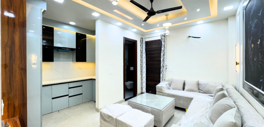 Front Side 2 BHK Flat in Dwarka Mor, Delhi – Near Metro