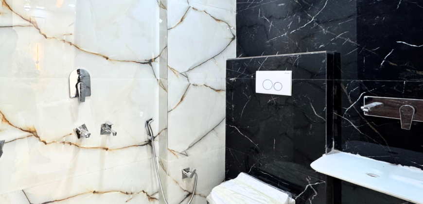 Front Side 2 BHK Flat in Dwarka Mor, Delhi – Near Metro