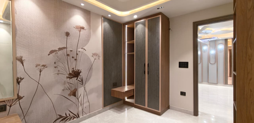 Spacious 2 BHK Flat in Rama Park Road, Mohan Garden, Delhi