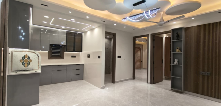 Spacious 2 BHK Flat in Rama Park Road, Mohan Garden, Delhi