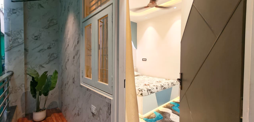 Modern 3 BHK Flat Near Nawada Metro on Gurudwara Road, Mohan Garden