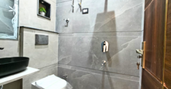 Front Facing 4 BHK Flat Near Gurudwara Road, Mohan Garden, Nawada, Delhi