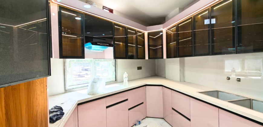 3 BHK Flats Near Nawada for Sale | Spacious 3BHK Flat on Old Palam Road