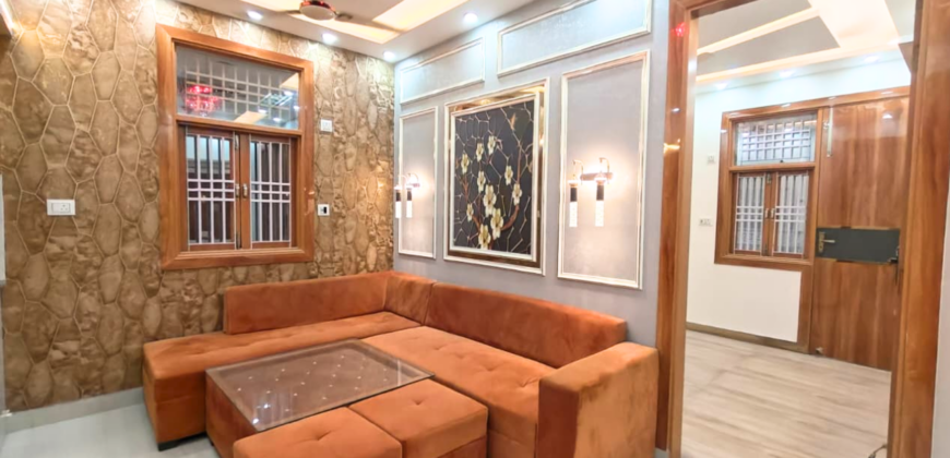 3BHK Flats for Sale in Mohan Garden Near Dwarka Mor Metro, Delhi