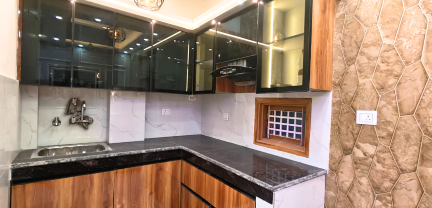 3BHK Flats for Sale in Mohan Garden Near Dwarka Mor Metro, Delhi