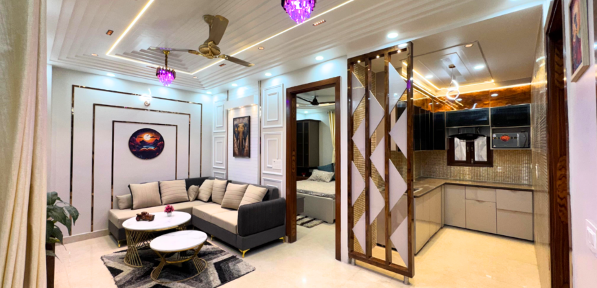 Spacious 3 BHK Flat for Sale in Niranjan Park, Nangli Metro