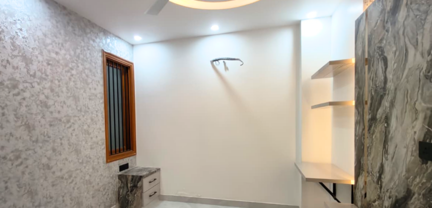 Spacious 4 BHK Flat in Dwarka Mor Bhagwati Garden Extension Dwarka Mor | Call Now