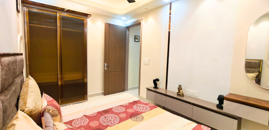 3 BHK Flat in Raksha Enclave Dwarka Mor Delhi Near Metro at Best Price