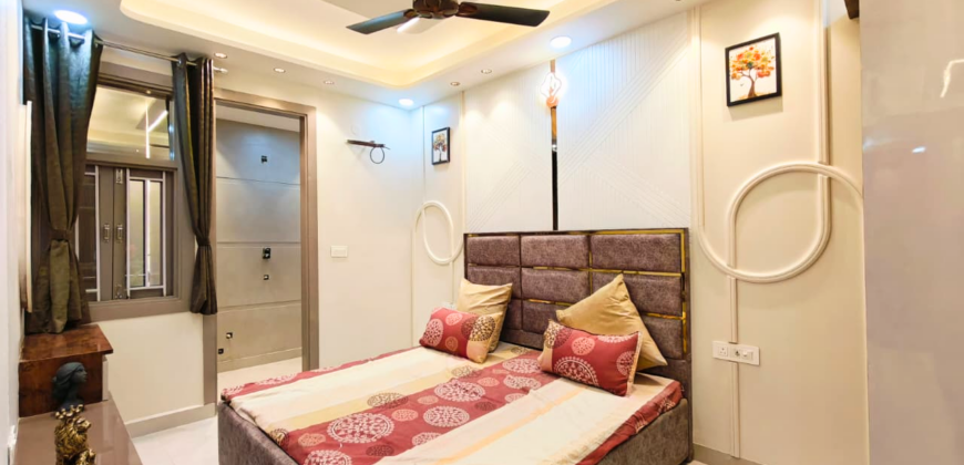 3 BHK Flat in Raksha Enclave Dwarka Mor Delhi Near Metro at Best Price