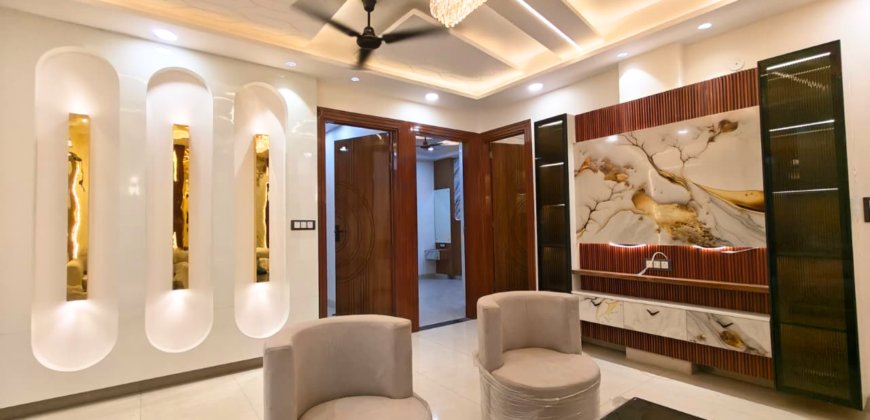 4 BHK Flat in Kiran Garden Near Nawada Metro | Spacious Luxury Home in Delhi
