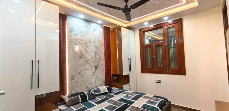 4 BHK Flat in Kiran Garden Near Nawada Metro | Spacious Luxury Home in Delhi