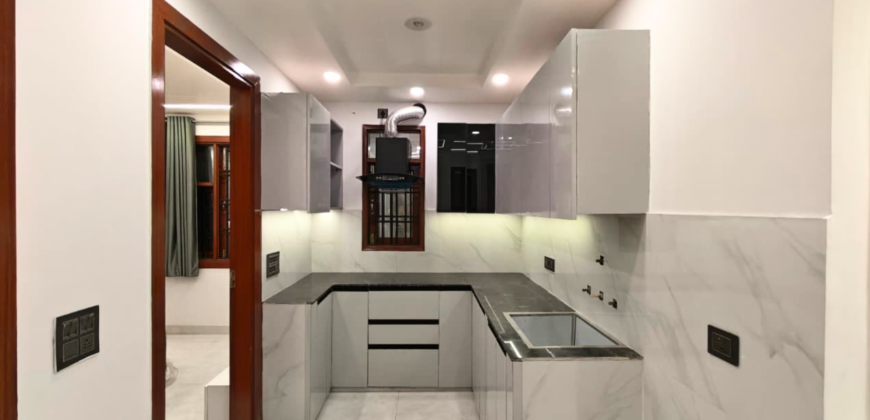 Semi Furnished 3 BHK Flats in Jain Road Mohan Garden Near Dwarka Mor Metro Station