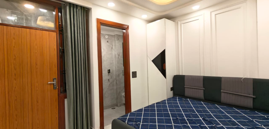 Semi Furnished 3 BHK Flats in Jain Road Mohan Garden Near Dwarka Mor Metro Station