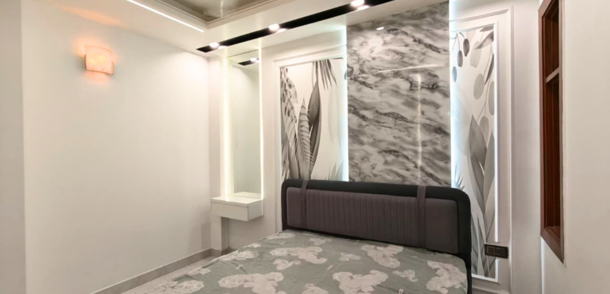 Semi Furnished 3 BHK Flats in Jain Road Mohan Garden Near Dwarka Mor Metro Station