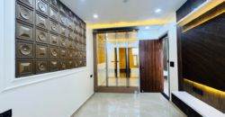 3 BHK Independent Floor in Dwarka Mor | Ready to Move Flat Near Metro