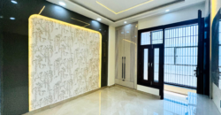 3 BHK Independent Floor in Dwarka Mor | Ready to Move Flat Near Metro