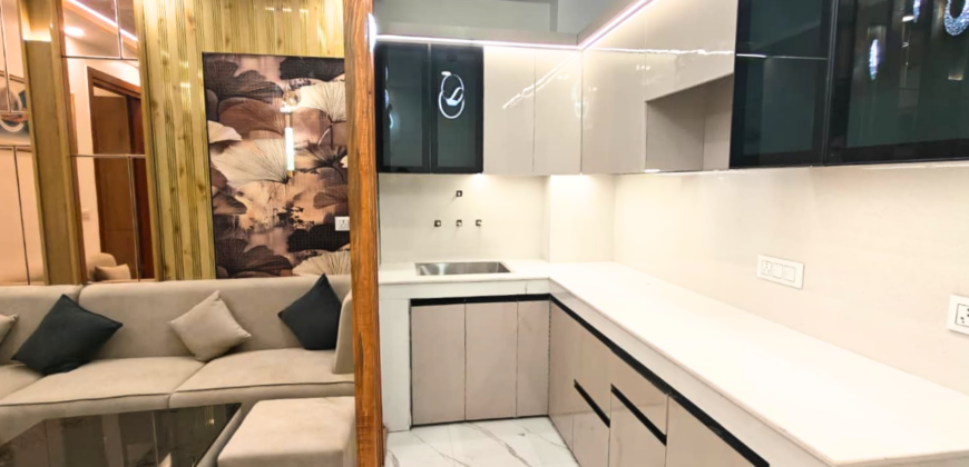 2 BHK Flat for Sale in Happy Chowk Mohan Garden Near Nawada Metro