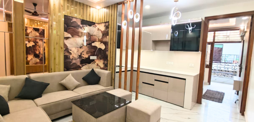 2 BHK Flat for Sale in Happy Chowk Mohan Garden Near Nawada Metro