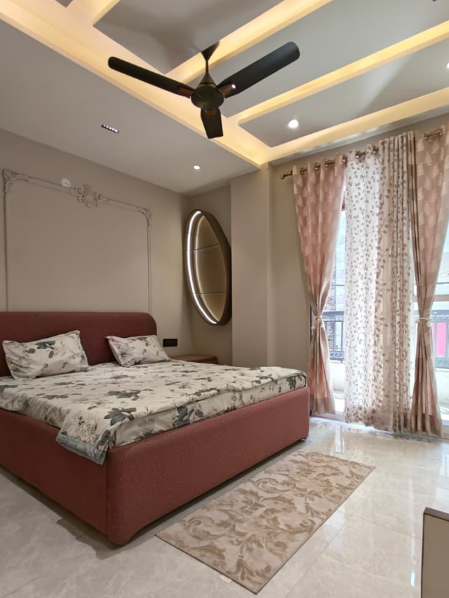 ✨ Premium 4 BHK Flat in Rama Park, Mohan Garden, Delhi