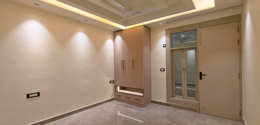 Semi Furnished 3 BHK Flat in Sainik Nagar Near Nawada Metro | Prime Location Home