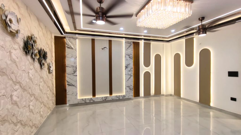 4 BHK flat in West Delhi
