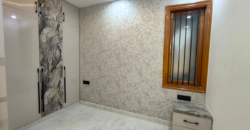 Ready to Move 4 BHK Flat in Bhagwati Extension Dwarka Mor, Delhi