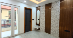 Ready to Move 4 BHK Flat in Bhagwati Extension Dwarka Mor, Delhi