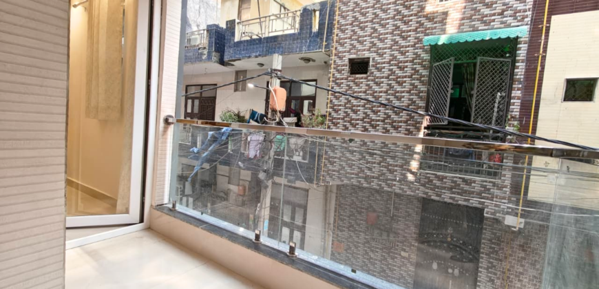 3 BHK Flat for Sale in Mohan Garden, Near Nawada Metro, Delhi
