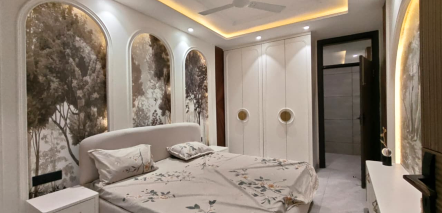 4BHK Flat Near Nawada Metro | Luxury Flat for Sale in Delhi