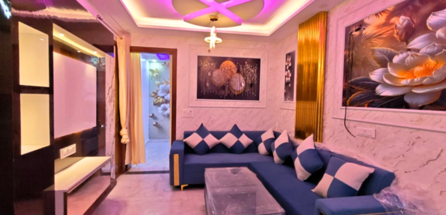 Spacious 3BHK Independent Floor in Zaildar Enclave, Mohan Garden, Uttam Nagar