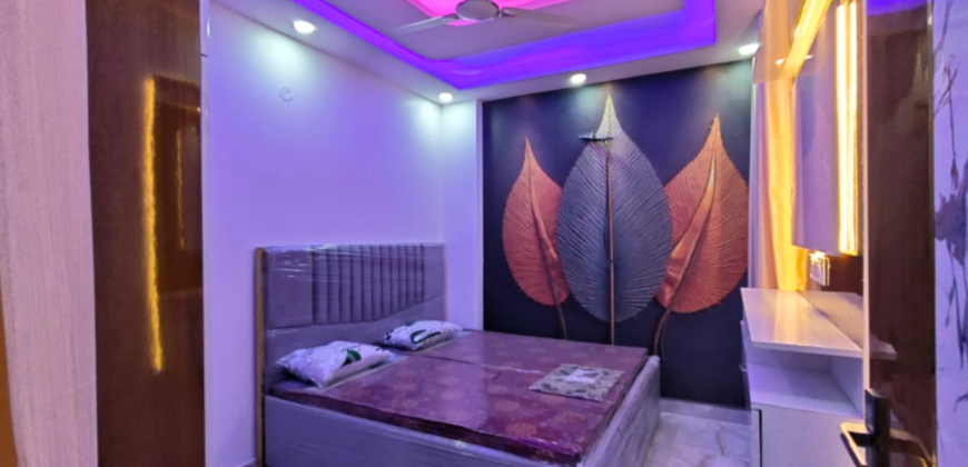 Spacious 3BHK Independent Floor in Zaildar Enclave, Mohan Garden, Uttam Nagar