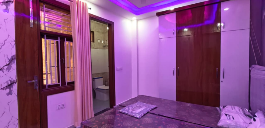 Spacious 3BHK Independent Floor in Zaildar Enclave, Mohan Garden, Uttam Nagar