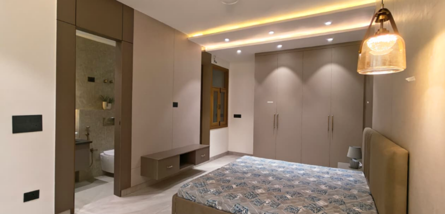 Ultra Luxury 4 BHK Flat Near Dwarka Sector 3 with Modern Interiors