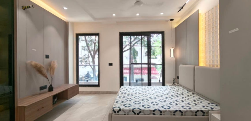 Ultra Luxury 4 BHK Flat Near Dwarka Sector 3 with Modern Interiors
