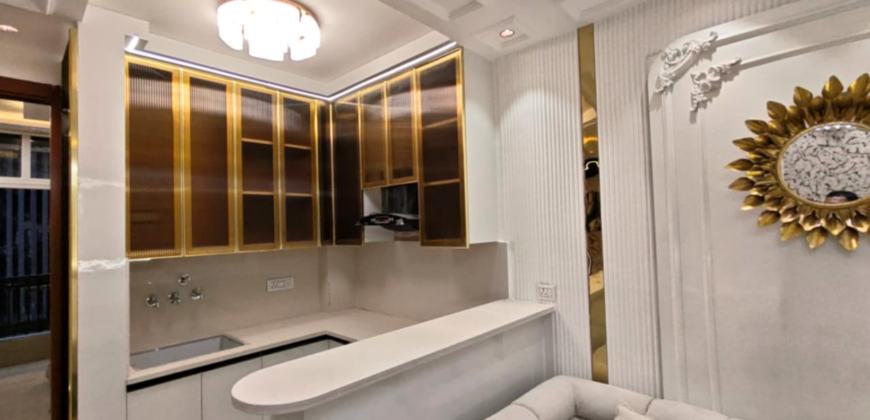 Front Side 3 BHK Flat in Mohan Garden Near Nawada Metro | Prime Location Property in West Delhi