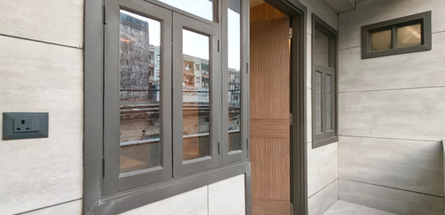 4BHK Flat Near Nawada Metro | Luxury Flat for Sale in Delhi