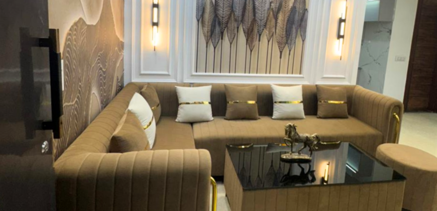 Front Side 3BHK Flat for Sale in Dwarka Mor, Delhi | Prime Location