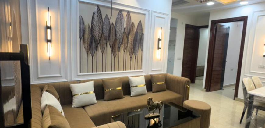 Front Side 3BHK Flat for Sale in Dwarka Mor, Delhi | Prime Location