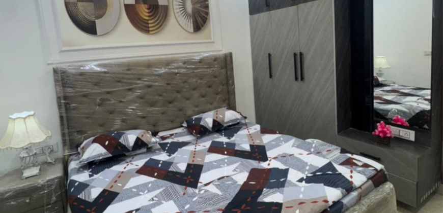 Front Side 3BHK Flat for Sale in Dwarka Mor, Delhi | Prime Location