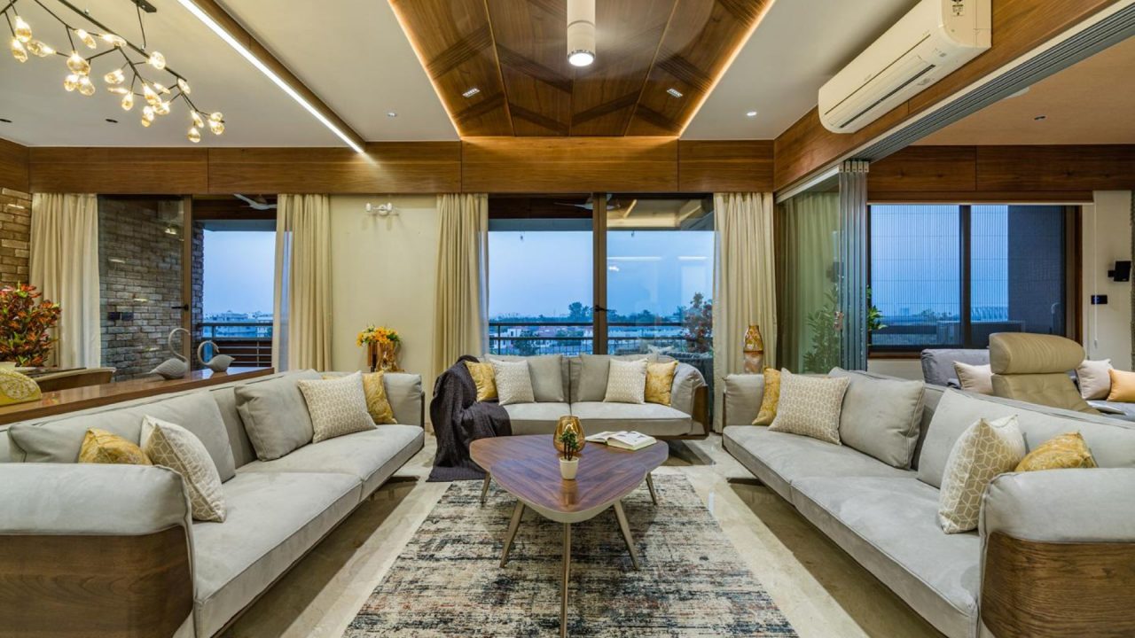 4 BHK Flat in Dwarka Mor