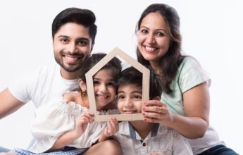 दिल्ली में जड़ से मकान