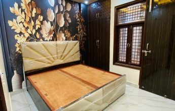 Modern bedroom in 1 BHK flat with floral wall