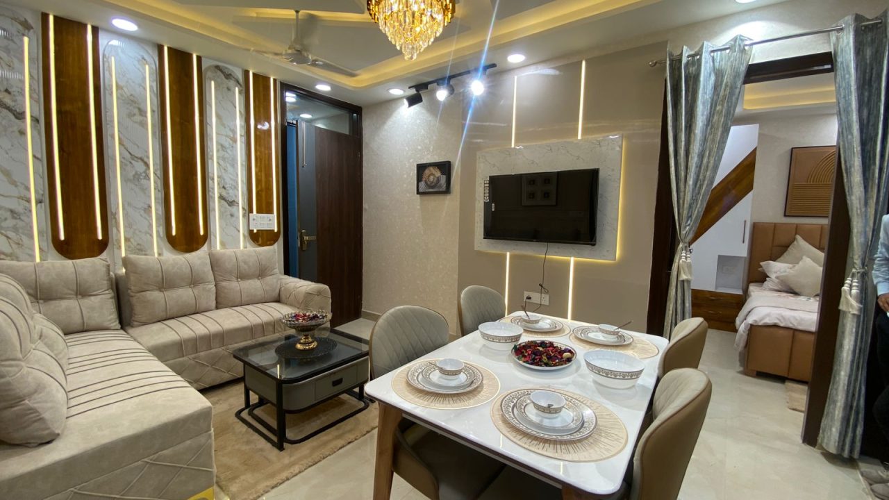 2 BHK Flat in Uttam Nagar