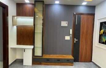 3BHK Flat in P Block Mohan Garden | 85 Gaj with Lift & Parking